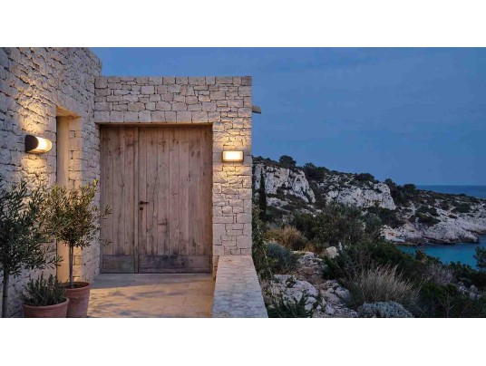 LINEA-APPLIQUE-12W-IP65-2700K-CORTEN